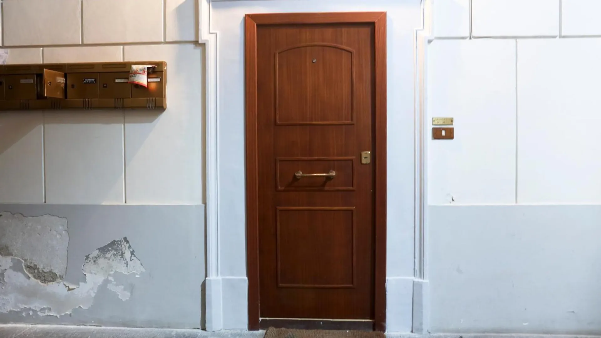 Urban Living In Chiaia - Close To Grenoble Apartment Naples 0*,  Italy